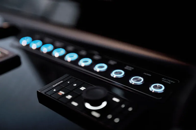 Slide: The Image of Azimut Seadeck 7 2026 - 5916153