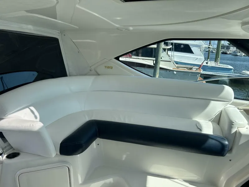 Slide: The Image of Tiara 3500 Sovran 2008 - 5916443