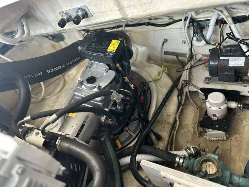 Slide: The Image of Tiara 3500 Sovran 2008 - 5916482