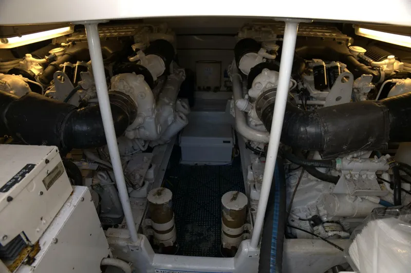 Slide: The Image of 2002 Viking 43 Open- Blueprint - 5916937