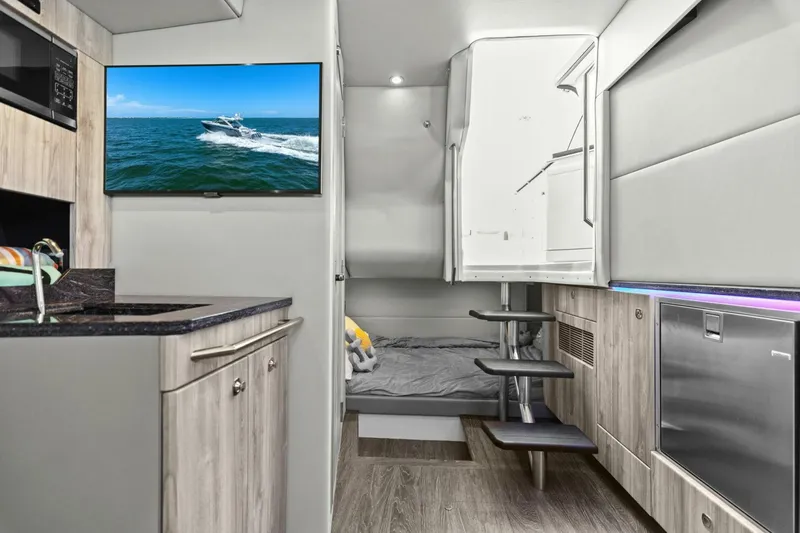 Slide: The Image of Formula 38 - Galley 2023 Formula 380 Super Sport Crossover - 5916584