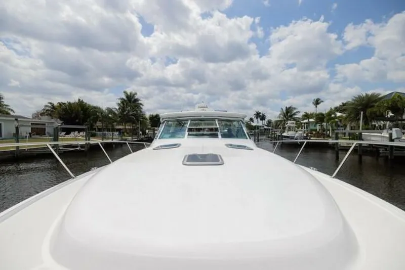 Slide: The Image of Tiara 4100 Open 2000 - 5916608