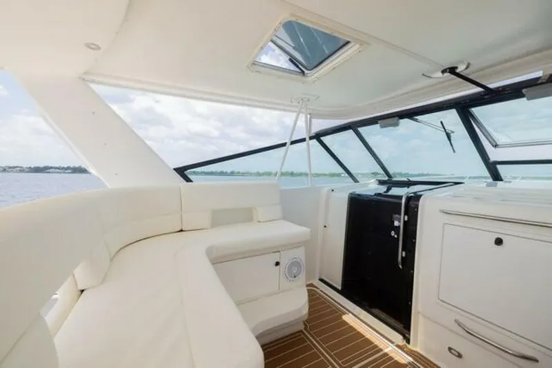 Slide: The Image of Tiara 4100 Open 2000 - 5916610