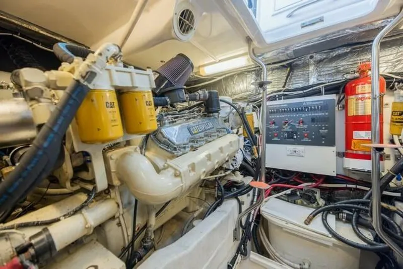 Slide: The Image of Tiara 4100 Open 2000 - 5916617