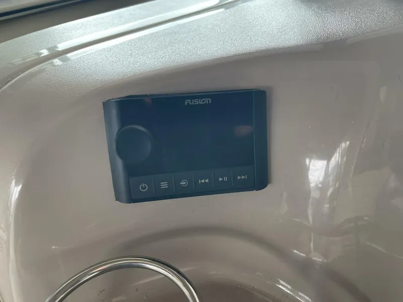 Slide: The Image of Sea Ray 380 Sundancer 2001 - 5916721