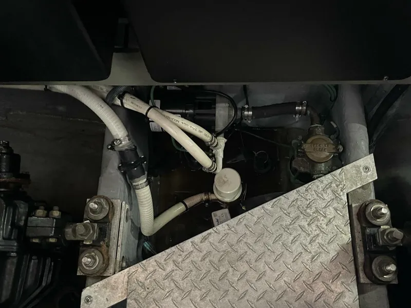 Slide: The Image of Sea Ray 380 Sundancer 2001 - 5916749