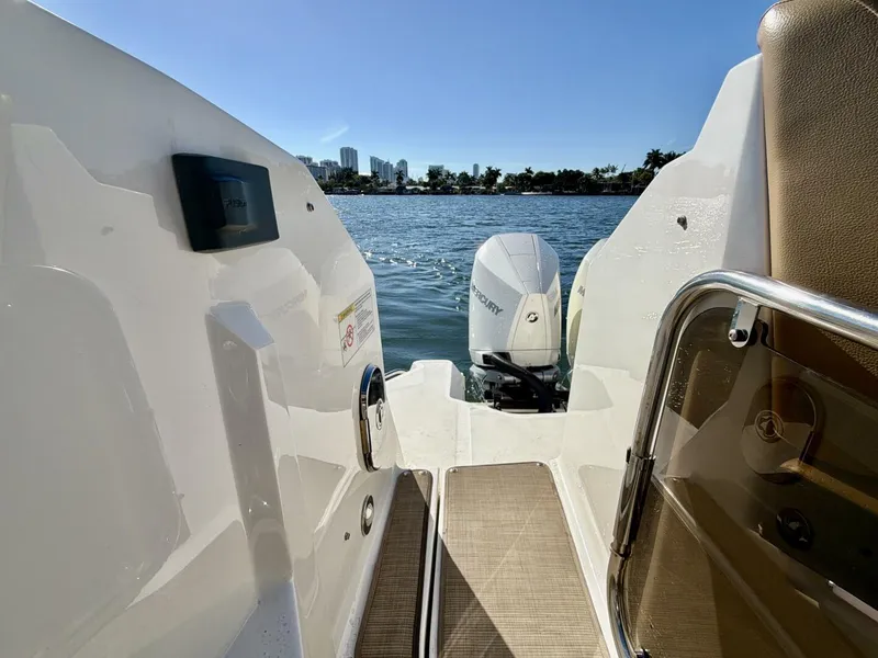 Slide: The Image of Sea Ray 32 - Engines 2022 Sea Ray 32 Sundancer 230 - 5917987