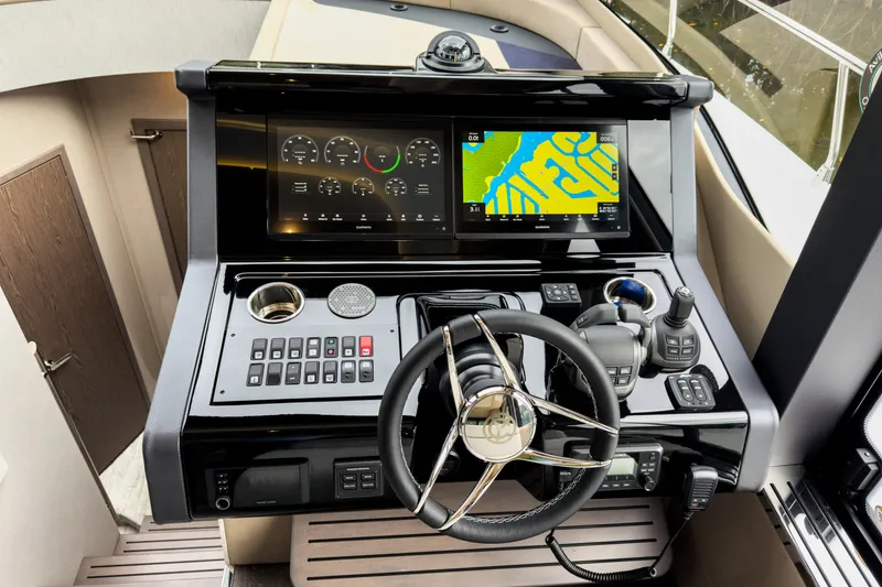 Slide: The Image of Cruisers 50 FLY 2026 - 5994759