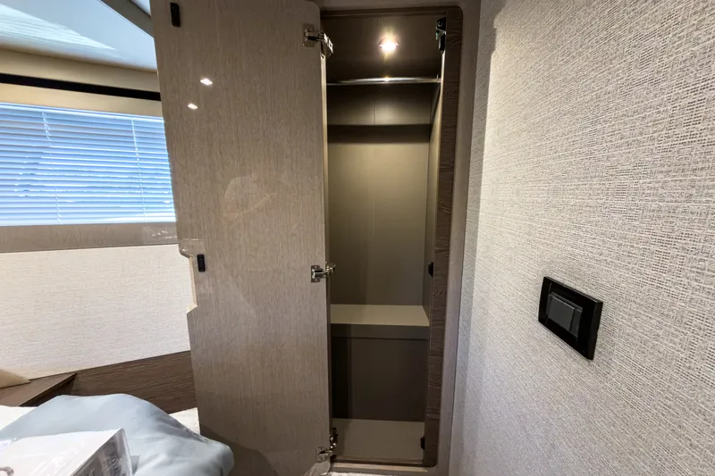 Slide: The Image of Cruisers 50 FLY 2026 - 5976951