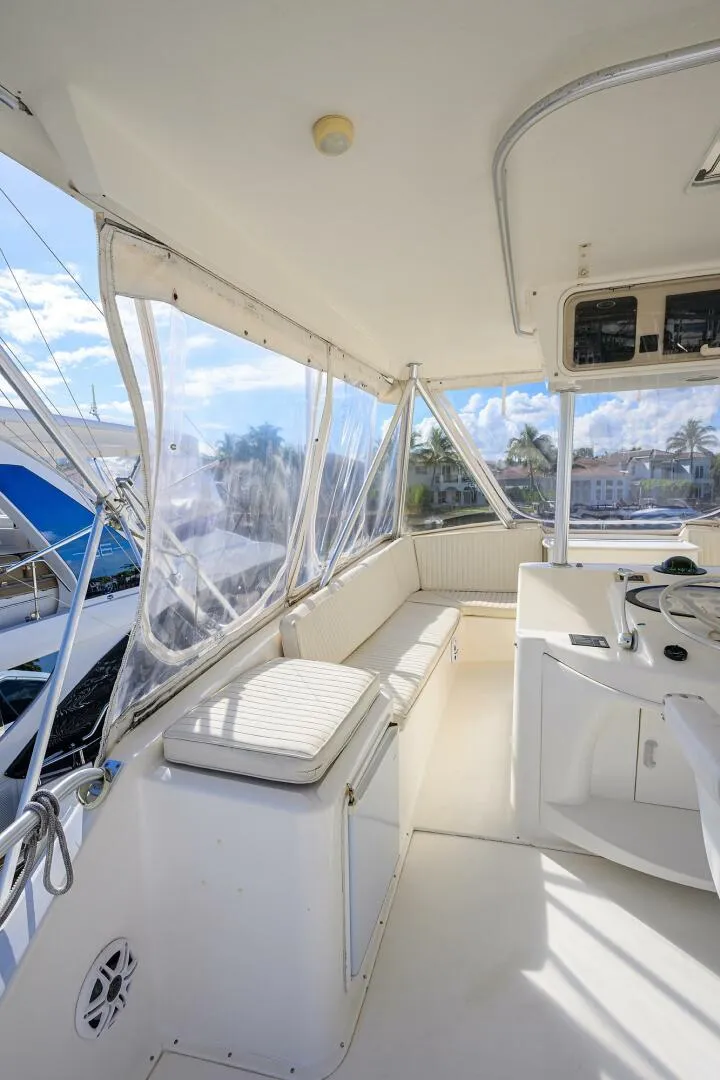 Slide: The Image of Ocean Yachts Super Sport 2001 - 5917555