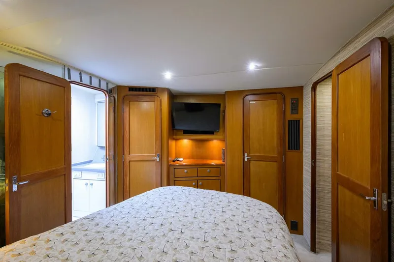 Slide: The Image of Ocean Yachts Super Sport 2001 - 5917561