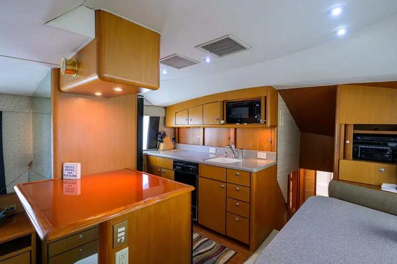 Slide: The Image of Ocean Yachts Super Sport 2001 - 5917569