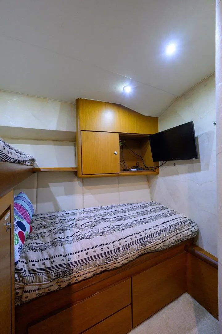 Slide: The Image of Ocean Yachts Super Sport 2001 - 5917576