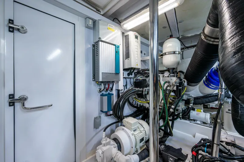 Slide: The Image of Fairline 78 Squadron 2015 - 5917682