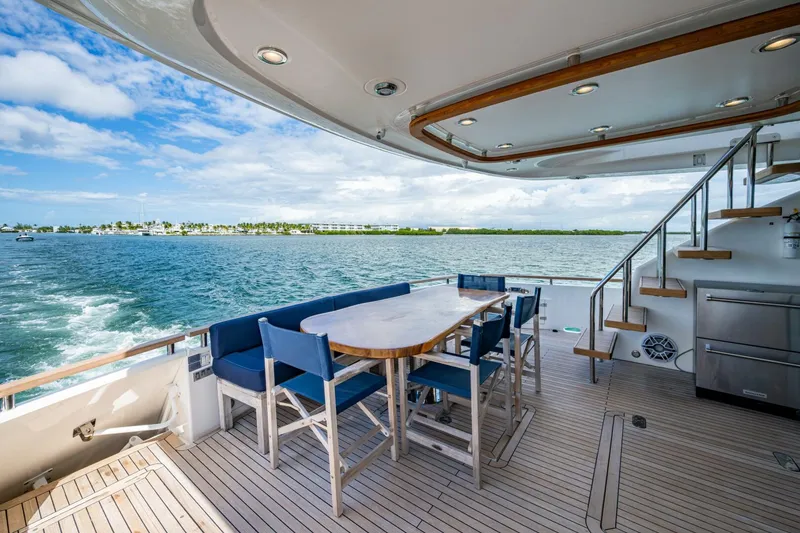 Slide: The Image of Fairline 78 Squadron 2015 - 5917644