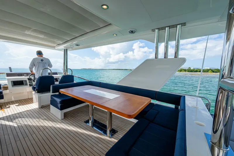 Slide: The Image of Fairline 78 Squadron 2015 - 5917699