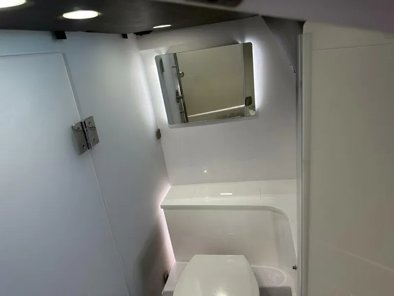 Slide: The Image of Axopar 37 Sun Top 2024 - 5917833