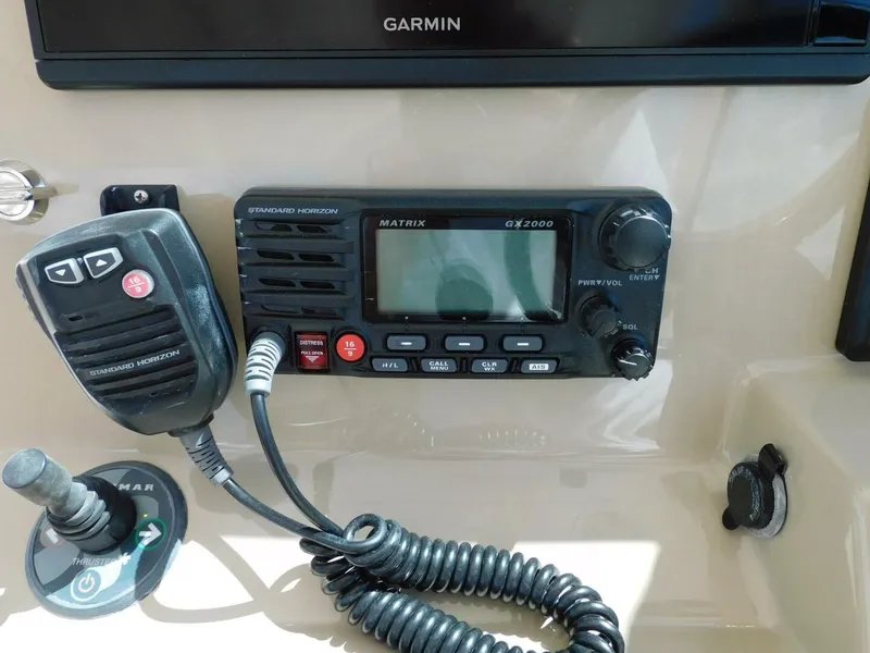 Slide: The Image of Pursuit 325 Dual Console 2016 - 5918204