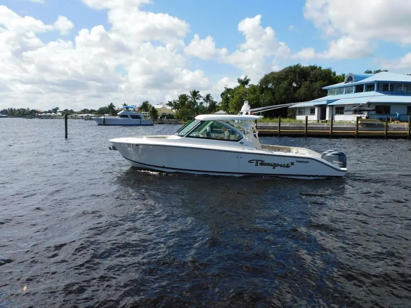 Slide: The Image of Pursuit 325 Dual Console 2016 - 5918189