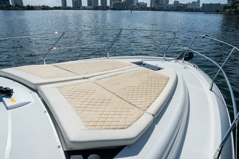Slide: The Image of Beneteau 40 - Tis the Seasun - Bow 2017 Beneteau 40 Gran Turismo - Tis the Seasun - 7680077