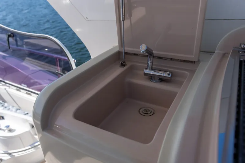 Slide: The Image of Azimut AZ64 FLY 2014 - 5918912