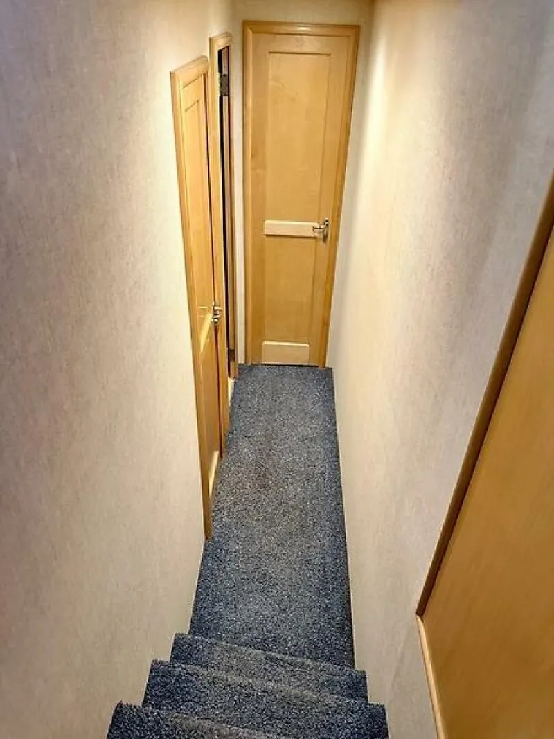 Slide: The Image of 0005538813 - 5918998