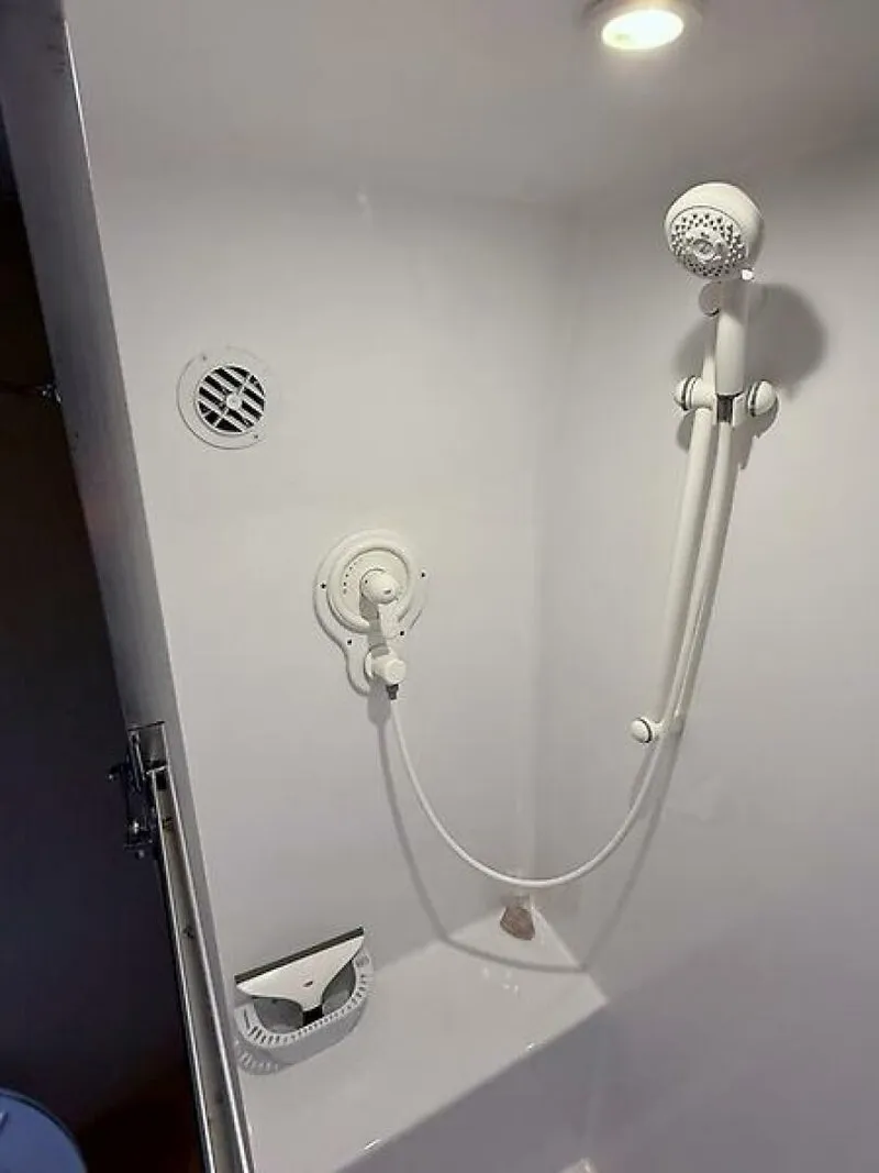 Slide: The Image of 0005538826 - 5919011