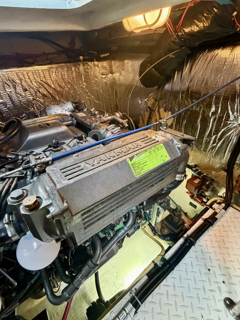 Slide: The Image of Cruisers 370 Express 2007 - 5981950