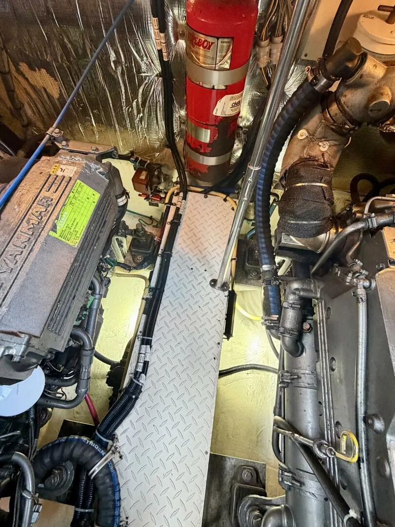 Slide: The Image of Cruisers 370 Express 2007 - 5981955