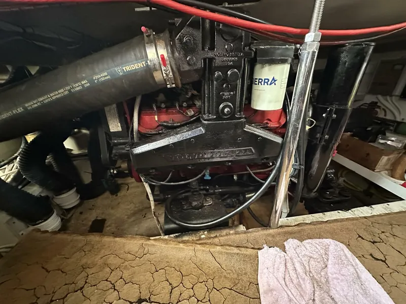 Slide: The Image of 2005 Carver 36 SS - 5919788