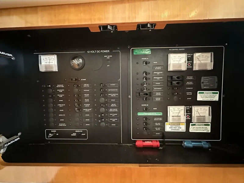 Slide: The Image of 2005 Carver 36 SS - 5919771