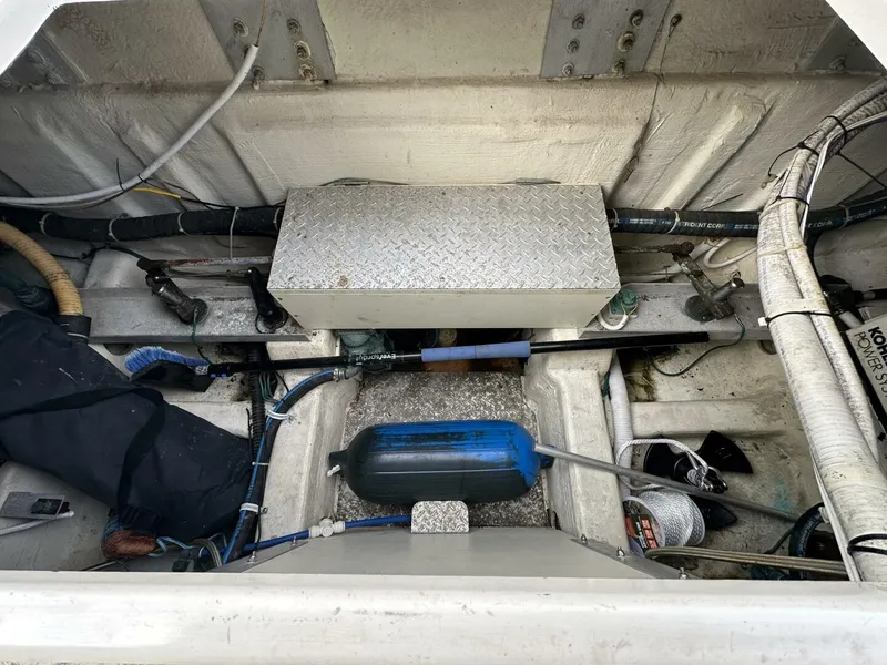 Slide: The Image of 2005 Carver 36 SS - 5919796