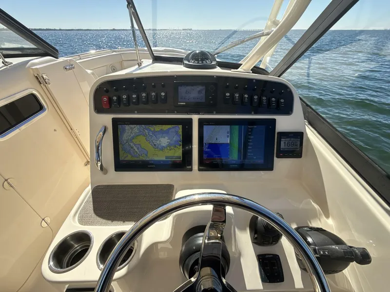 Slide: The Image of Grady-White 307 Freedom 2016 - 5919696