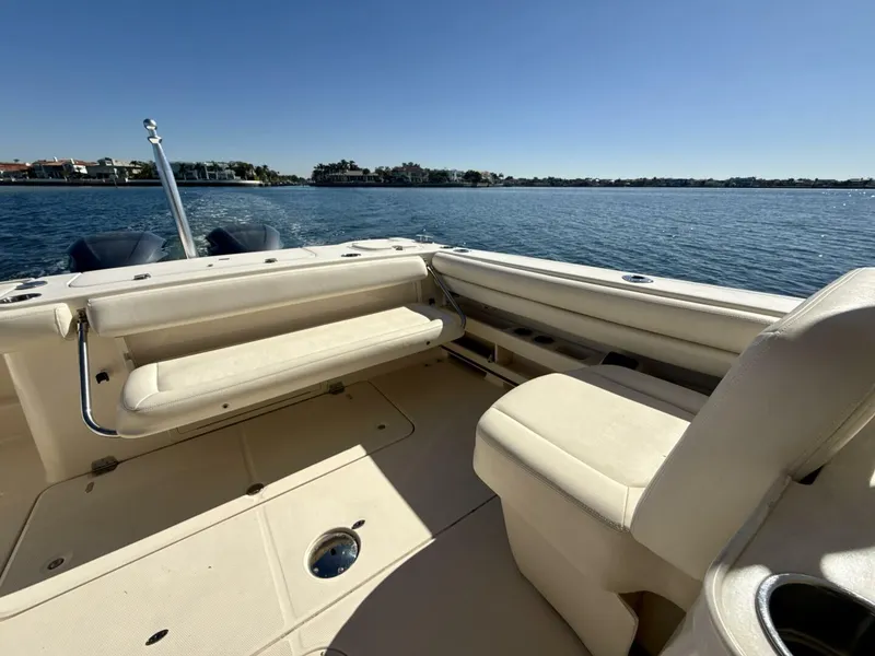 Slide: The Image of Grady-White 307 Freedom 2016 - 5919679