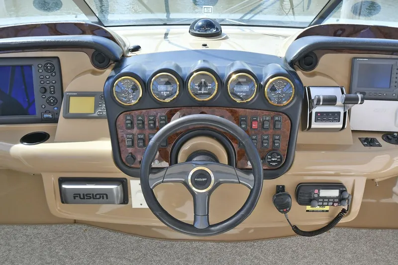 Slide: The Image of Carver Yachts 466 Motor Yacht 2001 - 5919637