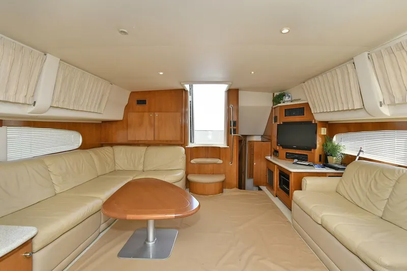 Slide: The Image of Carver Yachts 466 Motor Yacht 2001 - 5919663