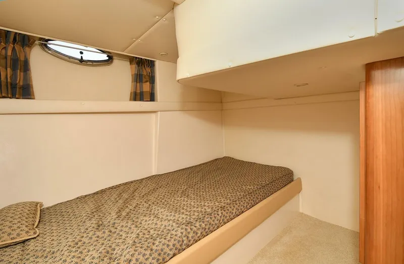 Slide: The Image of Carver Yachts 466 Motor Yacht 2001 - 5919661