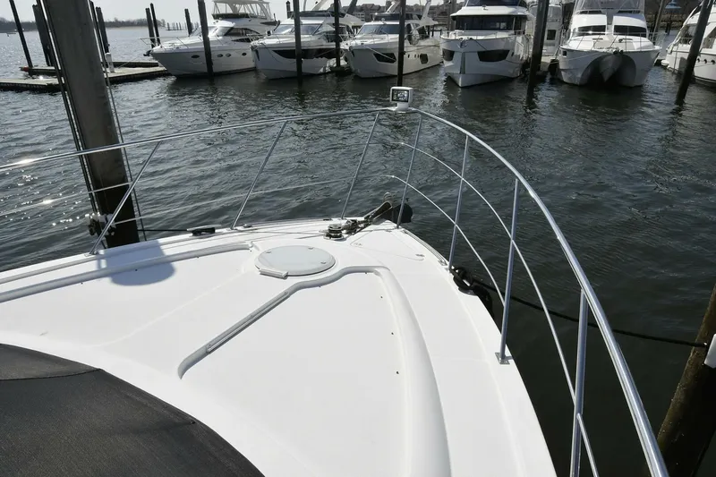 Slide: The Image of Carver Yachts 466 Motor Yacht 2001 - 5919670