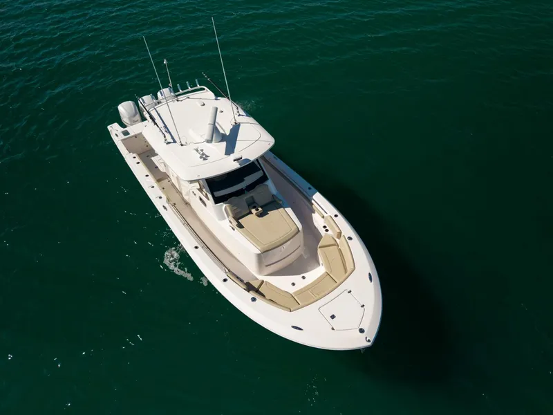 Slide: The Image of 2019 Pursuit S 368 Moon Dogg Overview - 5993631