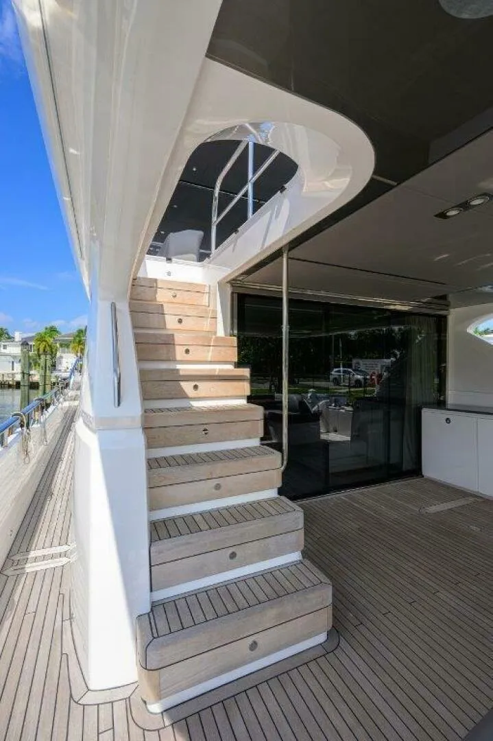 Slide: The Image of Princess Y78 - Main Deck Aft 2020 Princess Y78 - 5921355