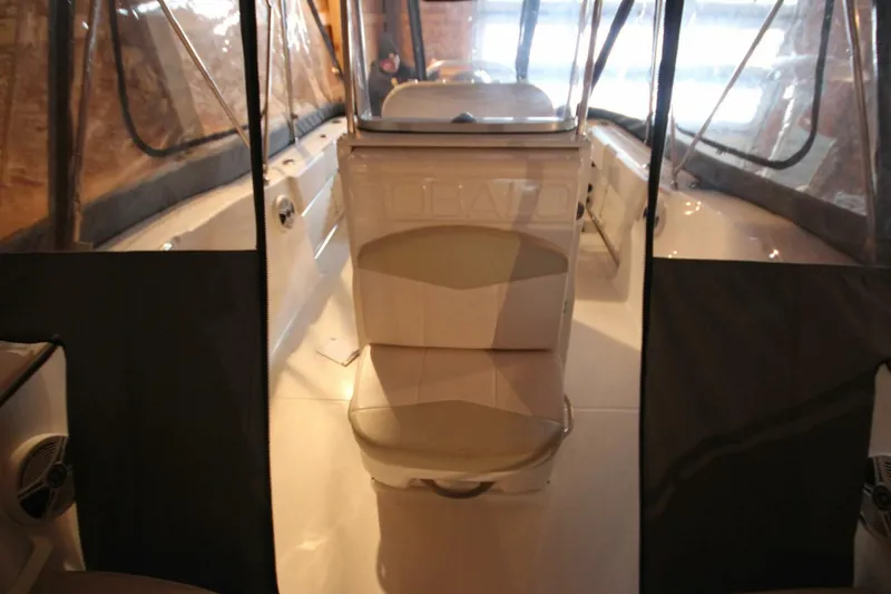 Slide: The Image of Robalo R200 2016 - 5921220