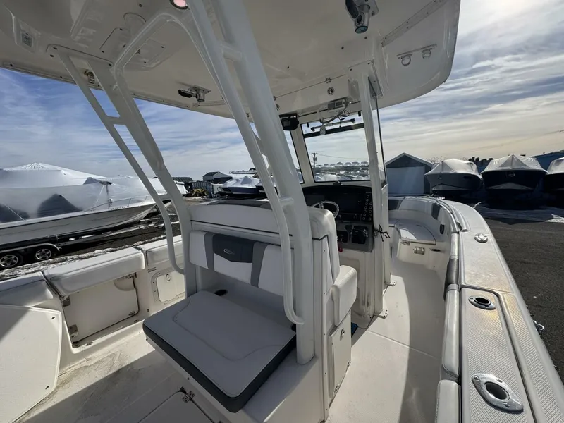 Slide: The Image of Robalo R272 2020 - 5921231