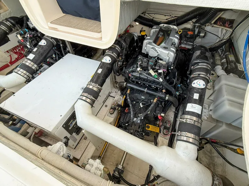 Slide: The Image of Tiara 3600 Coronet 2013 - 5921393