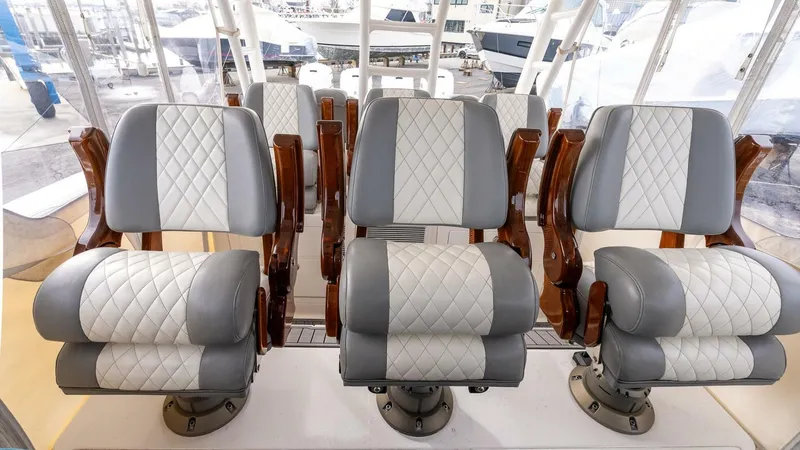 Slide: The Image of Everglades 455 Center Console 2023 - 5921498