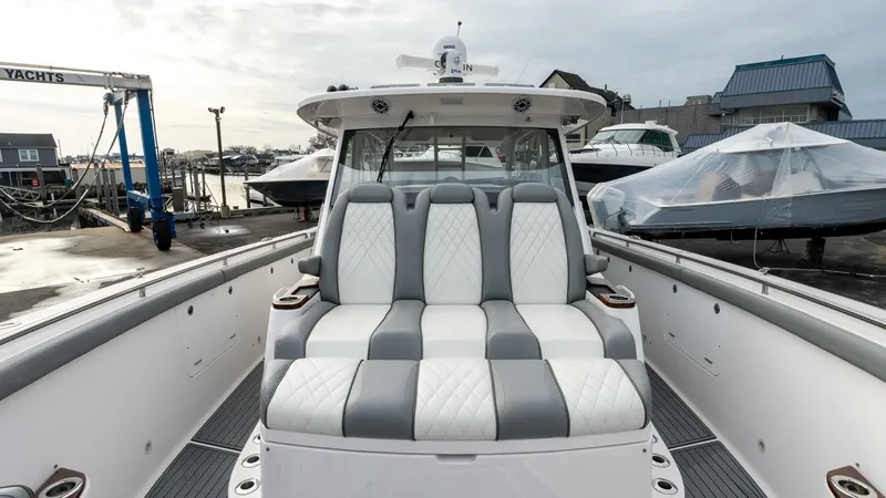 Slide: The Image of Everglades 455 Center Console 2023 - 5921491