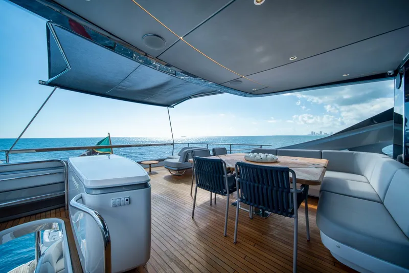 Slide: The Image of Princess 80 -Maravi  Flybridge 2025 Princess X80 Flybridge - Meravi - 5922691