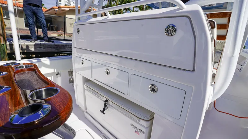 Slide: The Image of Invincible 43 Open 2024 - 5924721