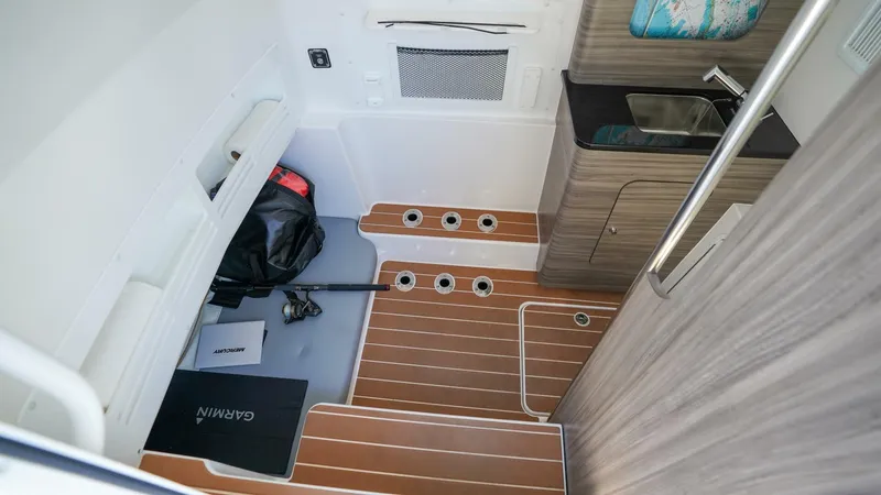 Slide: The Image of Invincible 43 Open 2024 - 5924740