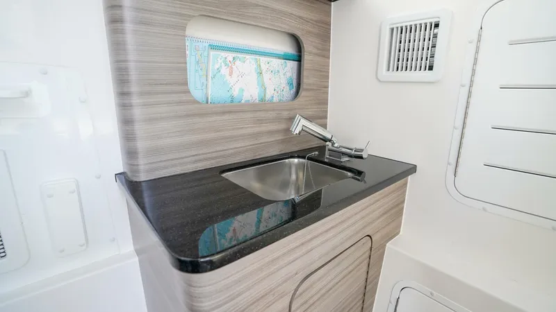 Slide: The Image of Invincible 43 Open 2024 - 5924741