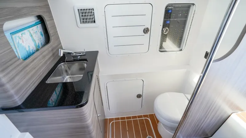 Slide: The Image of Invincible 43 Open 2024 - 5924742